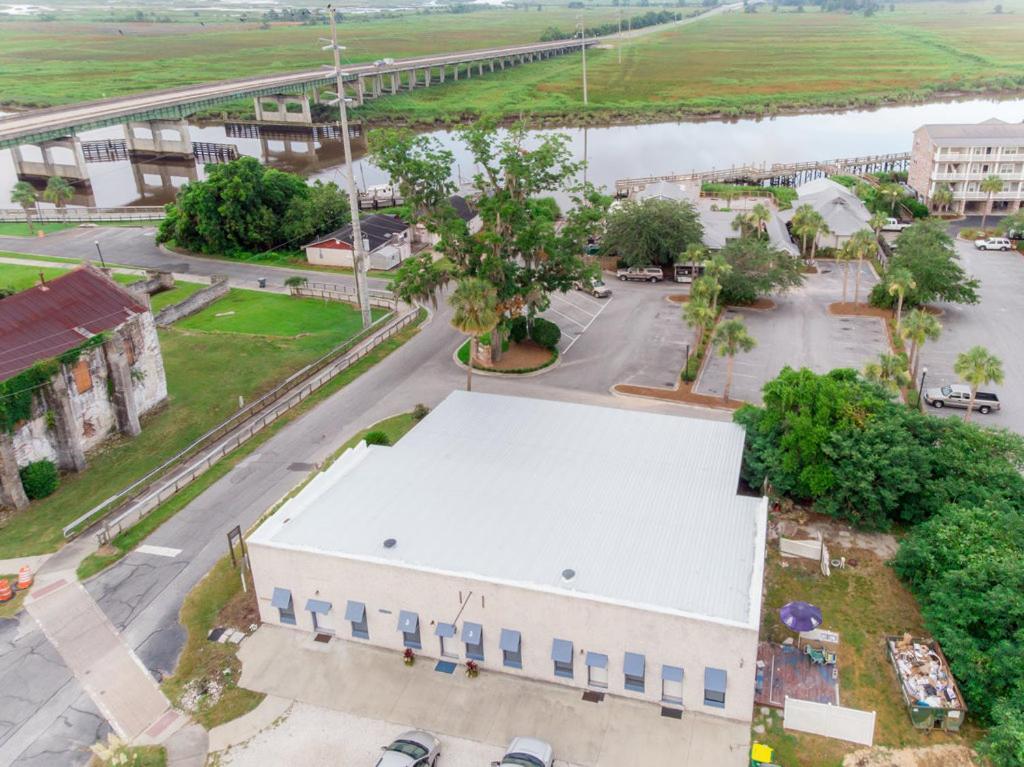 Darien Dockside Inn ภายนอก รูปภาพ
